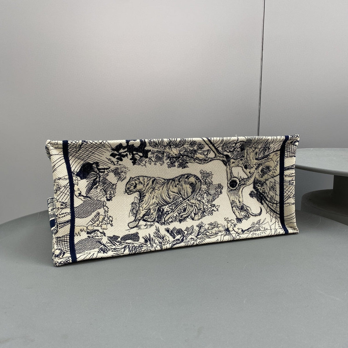 Serenityll™ 100111 Luxury Bag - 42 x 35 x 18.5 cm