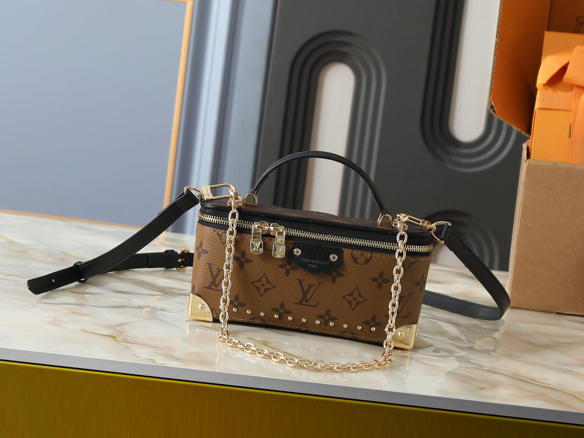 Vanity Pouch Trunk In Monogram Reverse Canvas