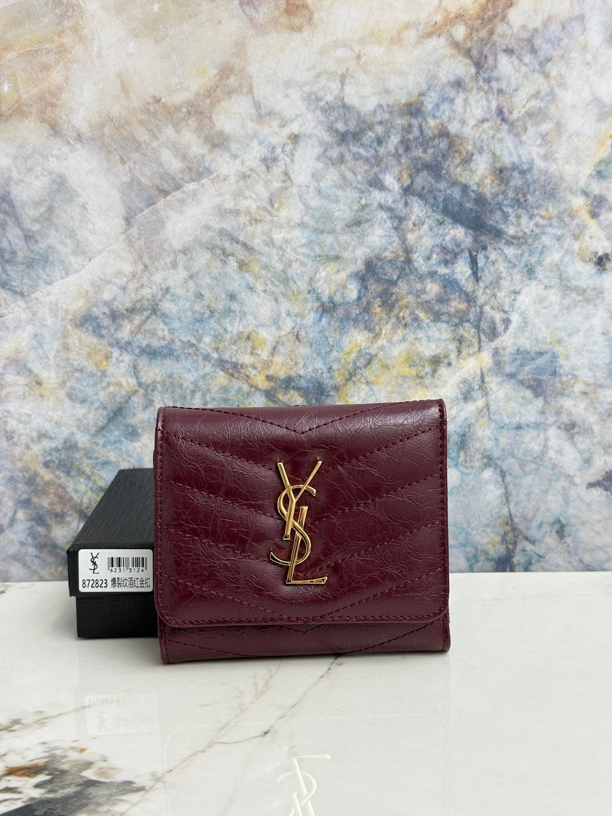 Tri-Fold Wallet With Fancy Crinkled Leather