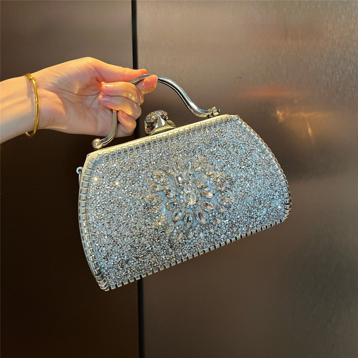 Alloy Rhinestone Carved Banquet Bag Women