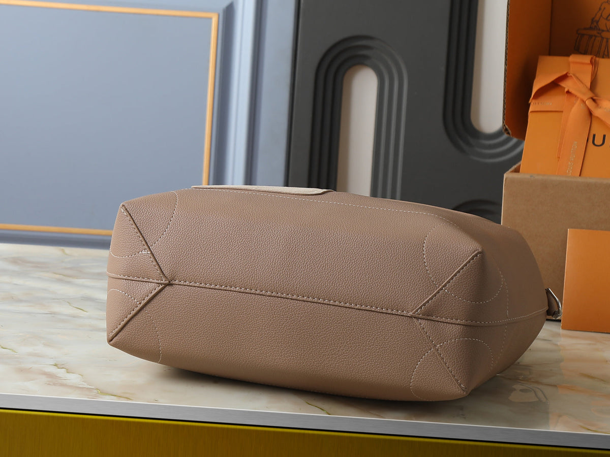 LV Steamer 30 Bag