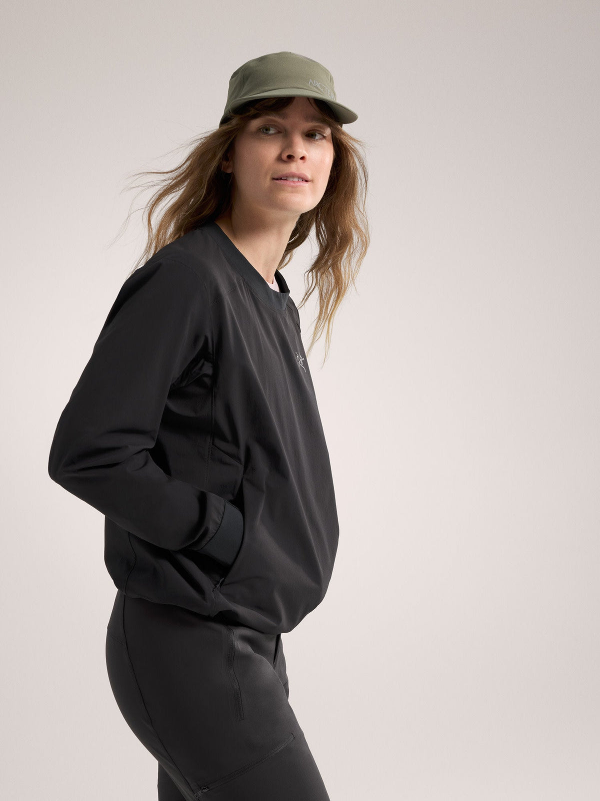 Gamma Lightweight Crew Neck Pullover Women's